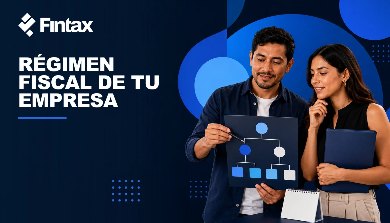 Fundadores y asesora eligiendo el régimen fiscal y obligaciones de una empresa.