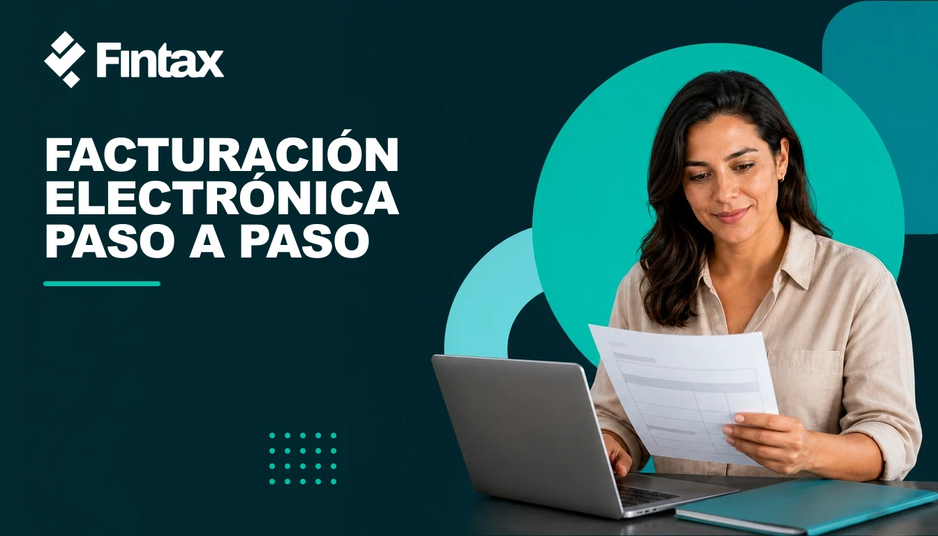 Comerciante emitiendo y revisando una factura electrónica para un cliente.